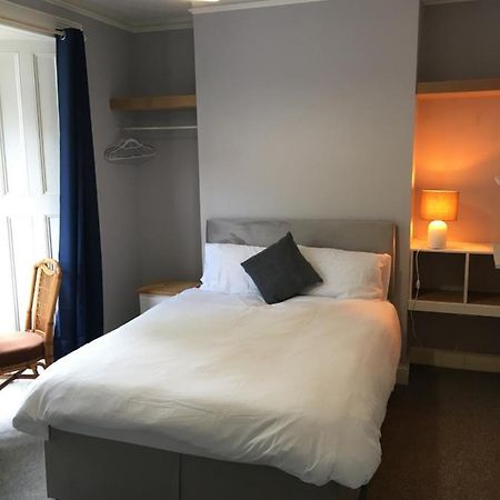 Budget Stay, Shared Guest House, R1 Mount Pleasant Hill Swansea Exterior photo
